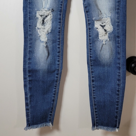 KanCan Cassandra Mid Rise Super Skinny Jeans | KanCan Jeans | Size 3/25 - Picture 2 of 9